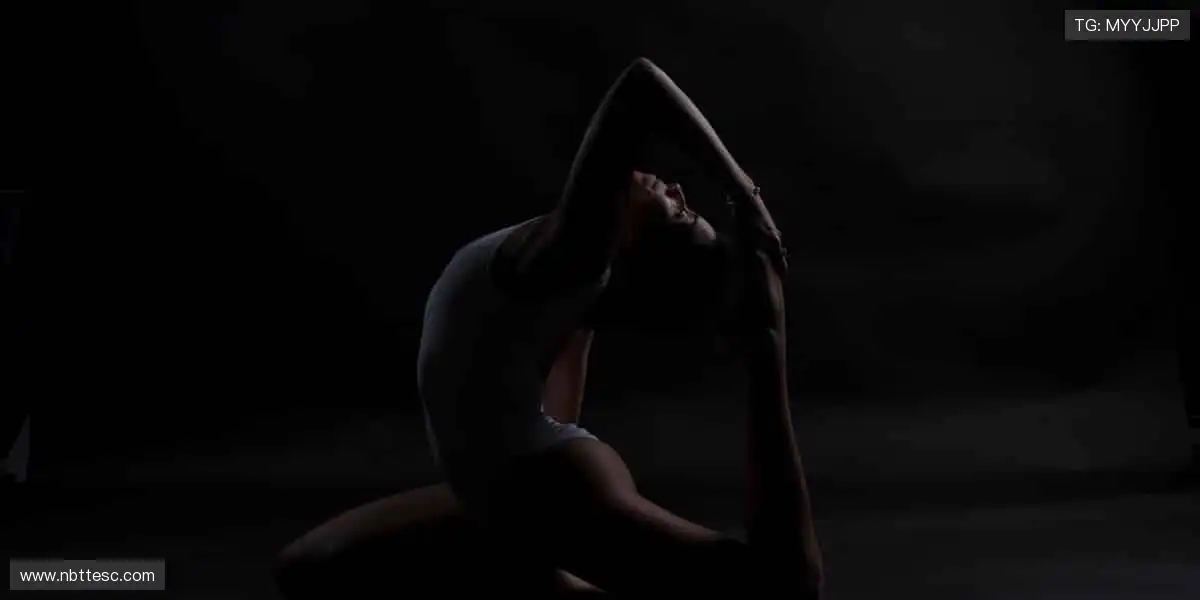 🎧互动弹幕,和千万球迷一起嗨翻全场!